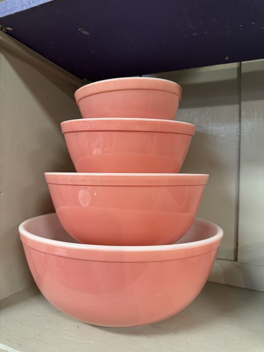 Pyrex Set of Pink Mixing Bowls