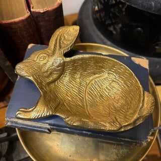 9392 Gold Rabbit Dish