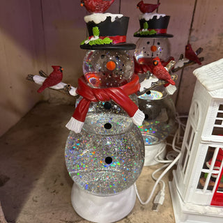 Snowman Globe w/ Cardinals