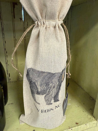 New Bern Bear Wine Bag